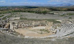 Antik Tiyatroda Müzik Şöleni: Gazi Üniversitesi Çello Orkestrası Konseri