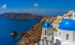 Santorini'de Turizm Darboğazı: Deprem Korkusu Turist Sayısını Düşürdü
