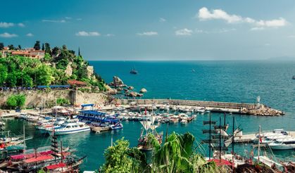 “Yerli Turist Baş Tacımız!” Turizmcilerden Eleştirilere Net Yanıt