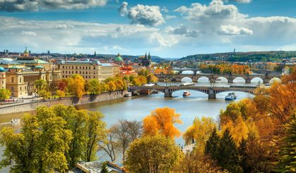 Aşırı Turizm Alarmı: Avrupa'nın Gözde Noktaları Kırılma Noktasında!