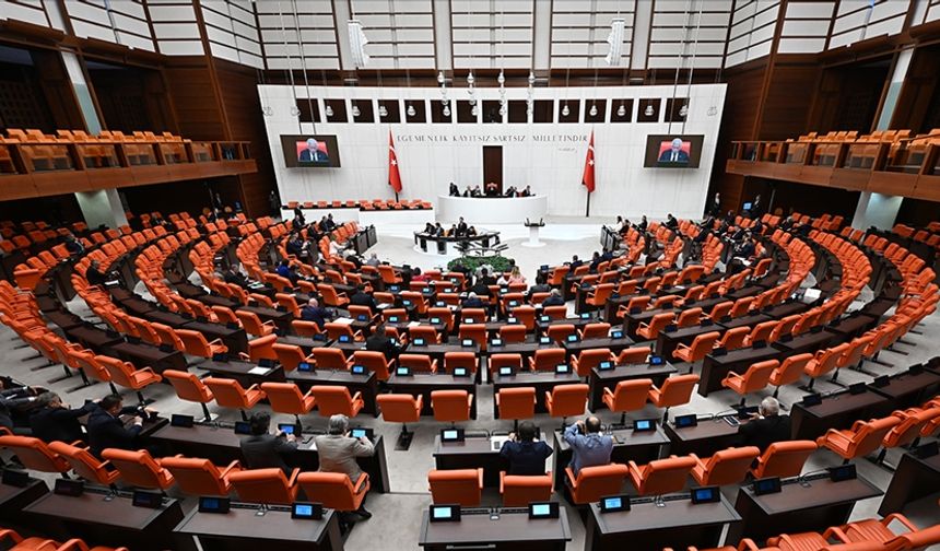 TBMM Gündeminde Kritik Düzenlemeler: Vergi, Turizm ve Vakıflar